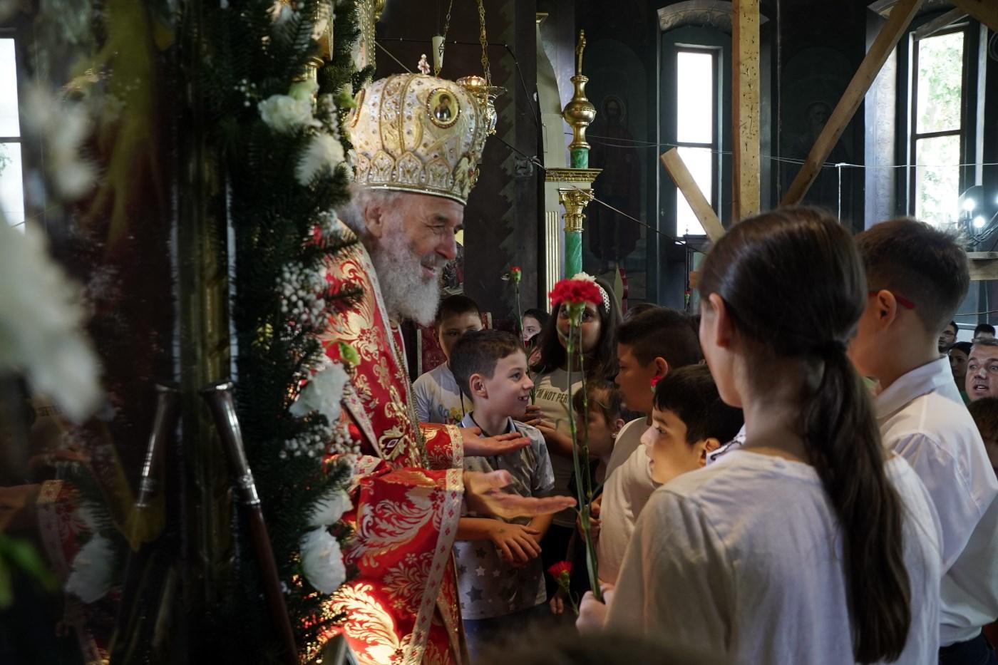 Zi de sărbătoare la biserica brăileană