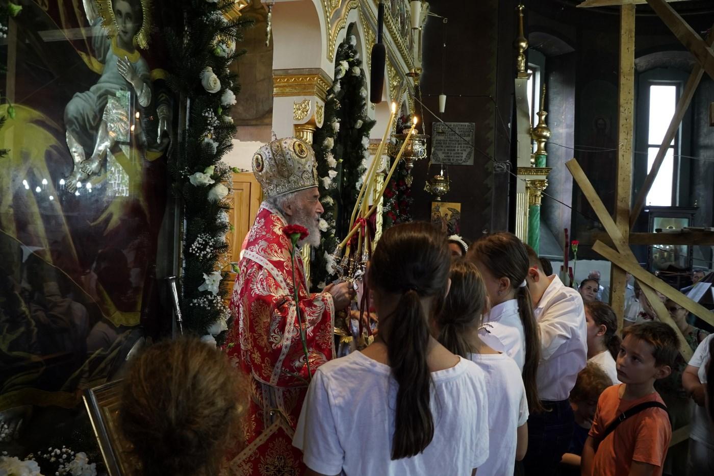 Zi de sărbătoare la biserica brăileană