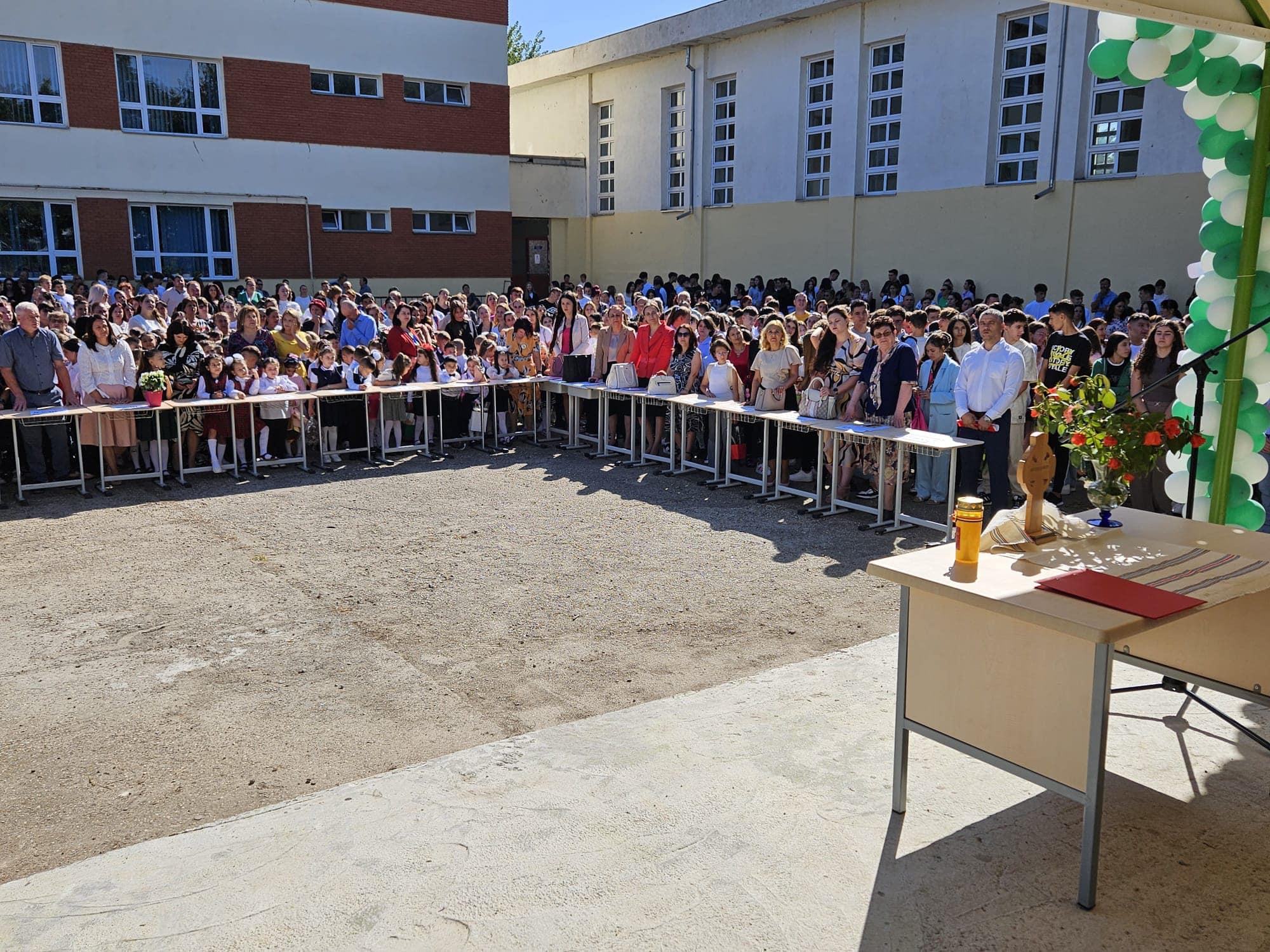 Festivitatea de deschidere a anului școlar, la Ianca