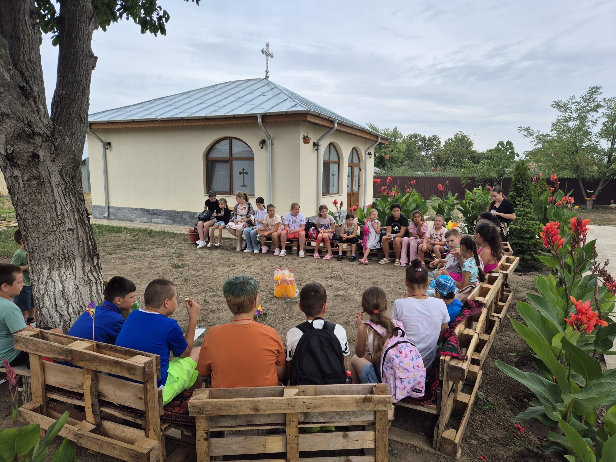 Şcoală de vară în Parohia Ţibăneşti 1