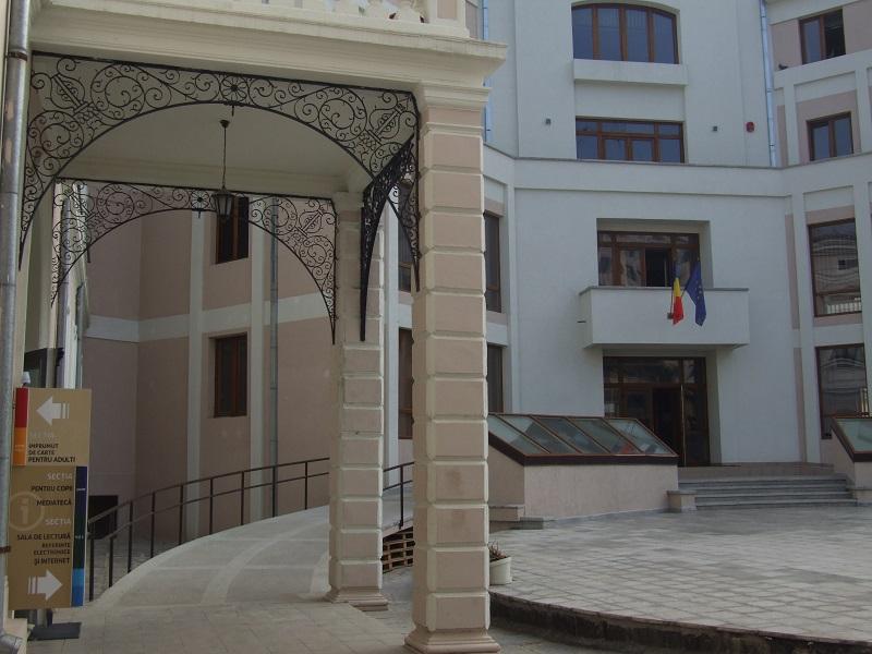 cladirea bibliotecii azi